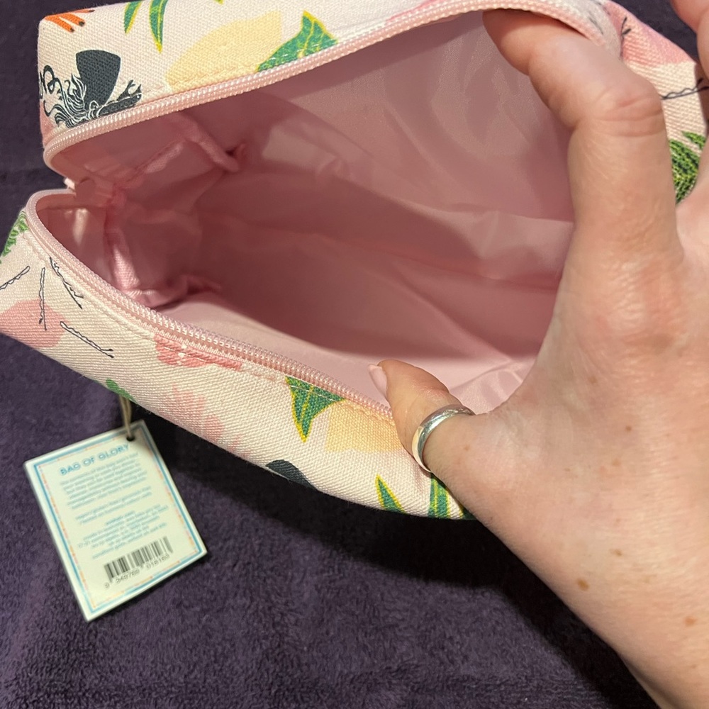 New pouch - Picture 3 of 3